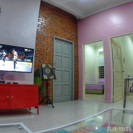 Holiday Homestay Дунґун Екстер'єр фото