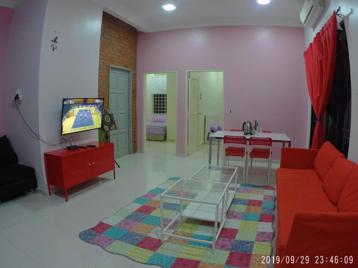 Holiday Homestay Дунґун Екстер'єр фото